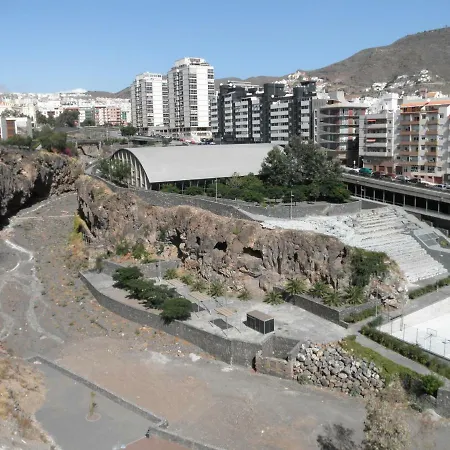 Céntrico, Hasta 6 Personas. *